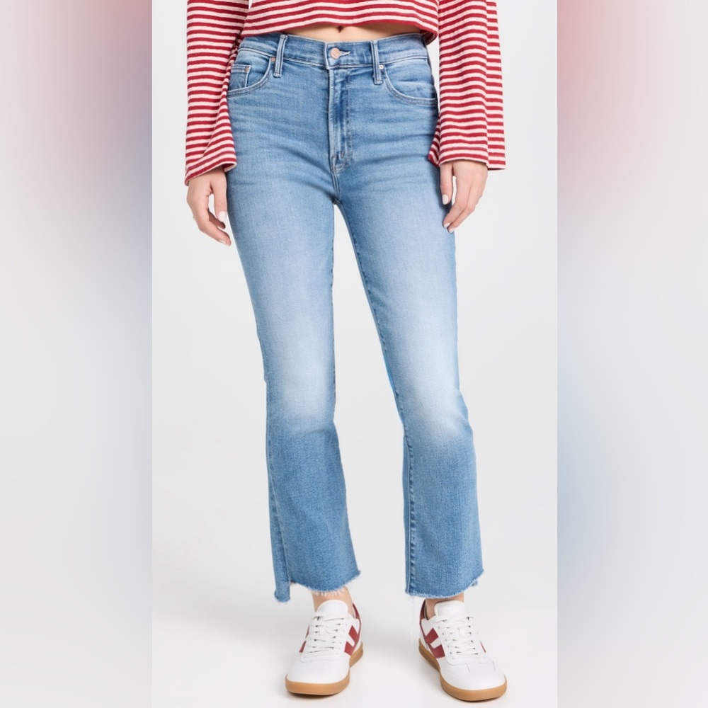 MOTHER Insider Crop Step Fray Jeans in Limited Edition